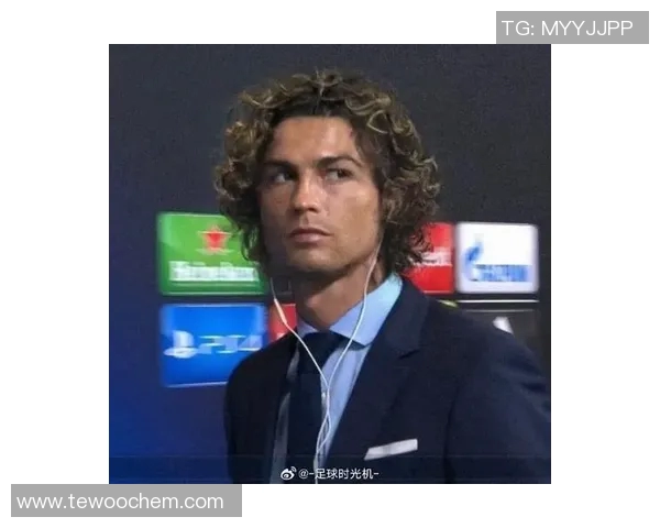 足球明星短卷发女神的时尚魅力与个性风格解析