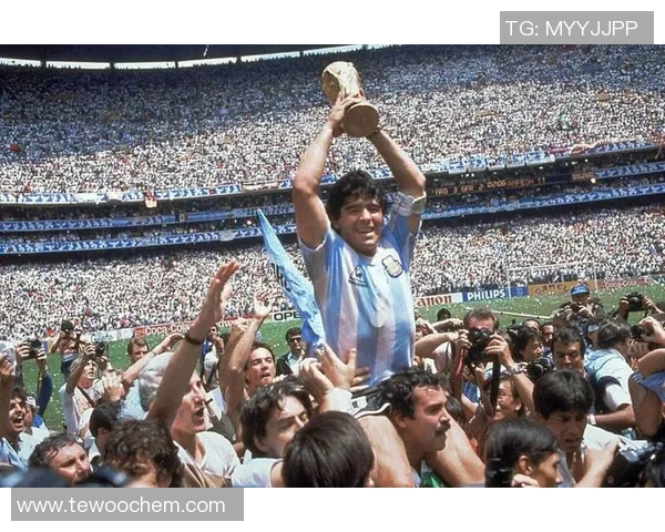 给足球明星送手表的意义与选择技巧探讨