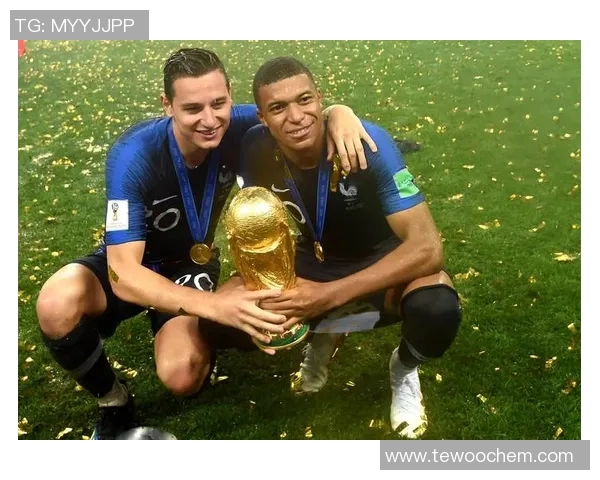 墨尔本胜利与波斯光荣的激烈对决揭示足球魅力与团队精神的完美结合